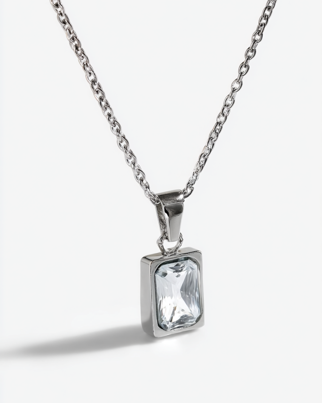 Necklace White