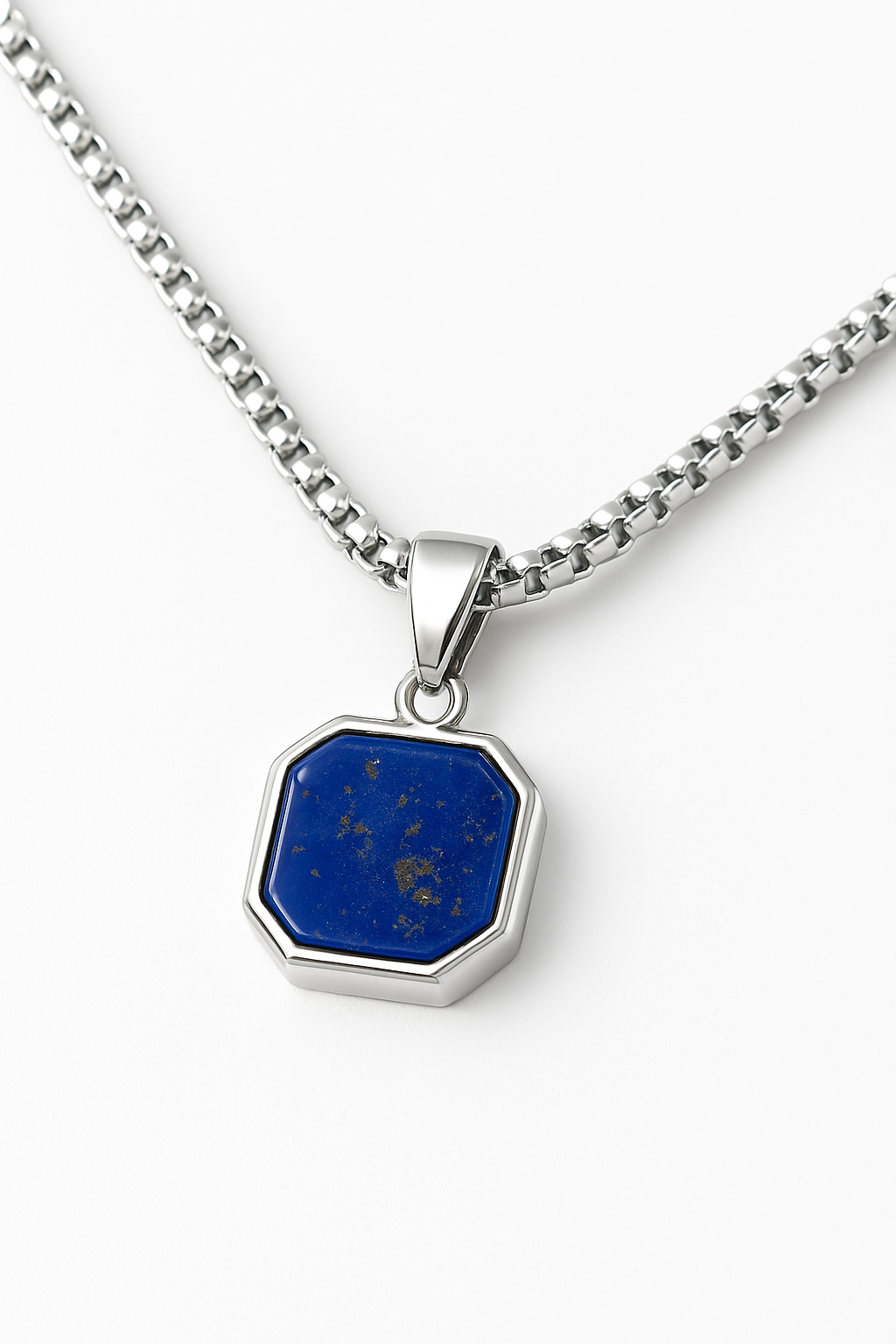 Medianoche Chain