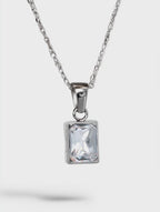 Necklace White
