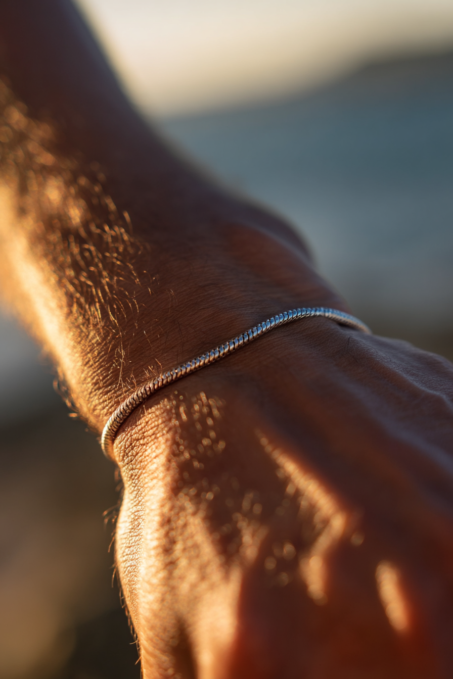 Serpenté Fine Bracelet